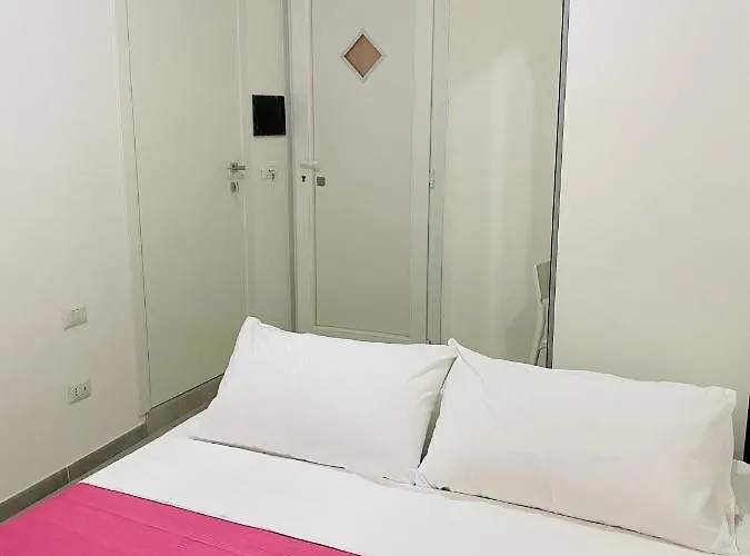 Casa 68 Ortigia בית הארחה 3*