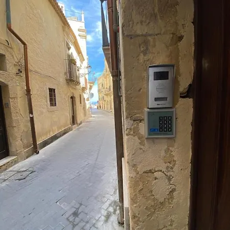 Casa 68 Ortigia 4*